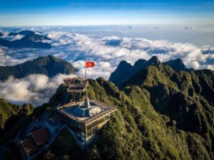 The Sapa Summit Challenger: 7-Day Fansipan & Valley Trek